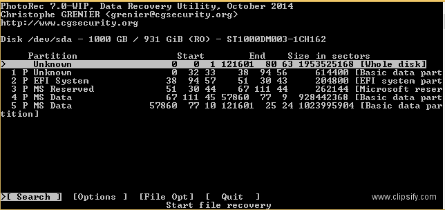 PhotoRec - Selecting partition